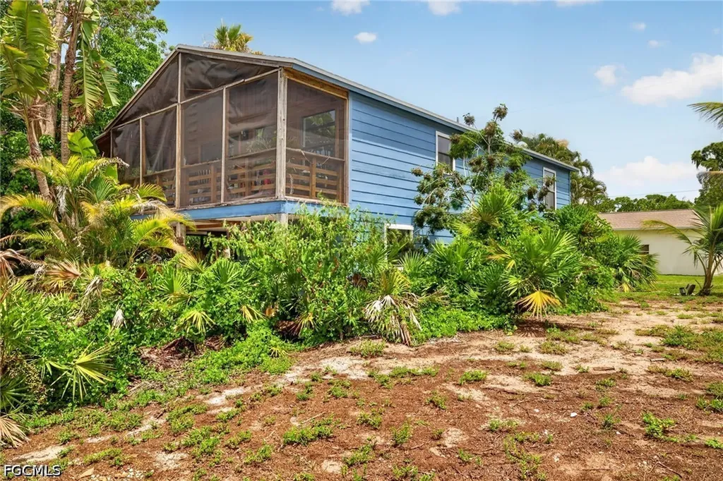 7160 Guava Avenue Bokeelia FL 33922