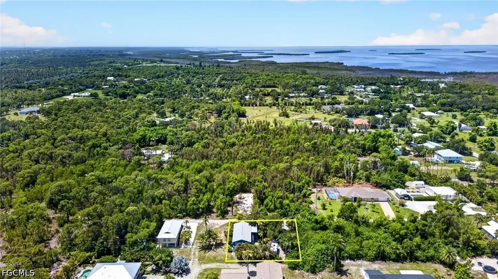 7160 Guava Avenue Bokeelia FL 33922