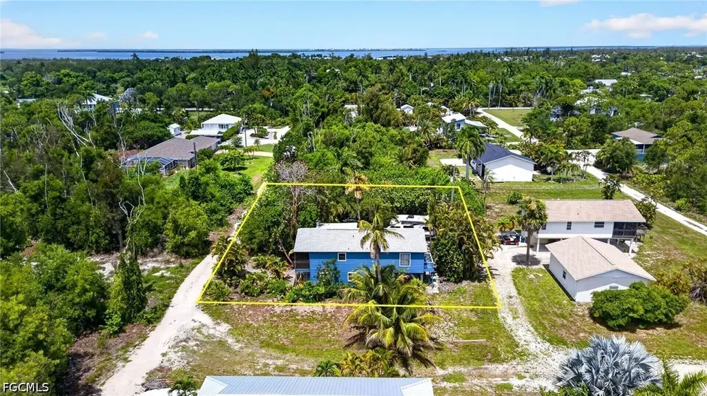 7160 Guava Avenue Bokeelia FL 33922