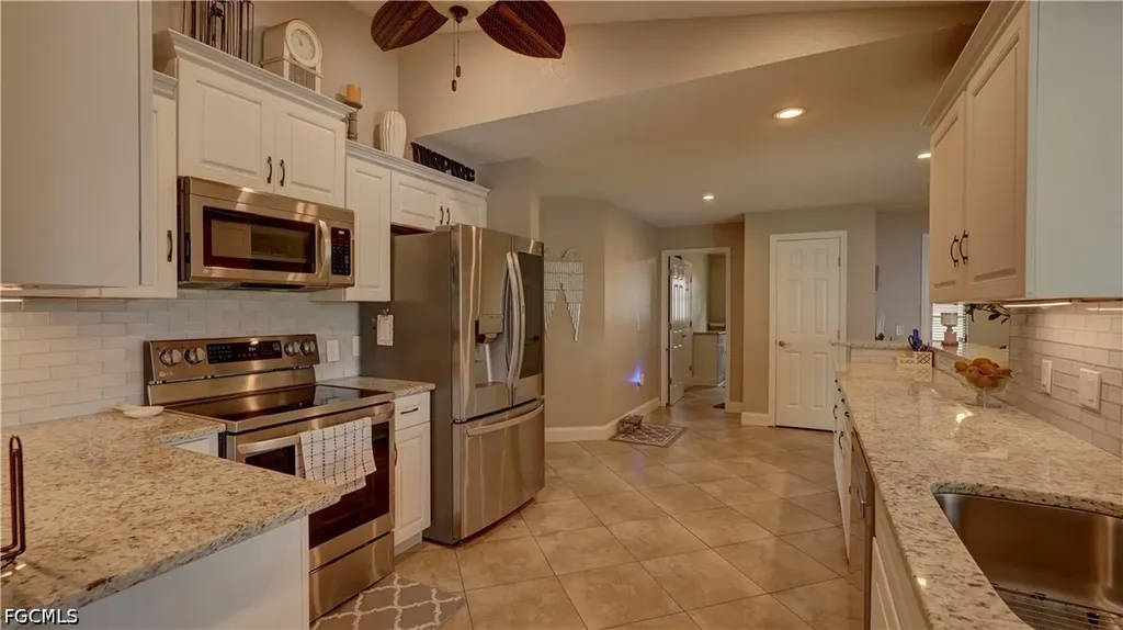 237 SE 20th Court Cape Coral FL 33990