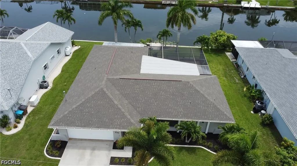 237 SE 20th Court Cape Coral FL 33990