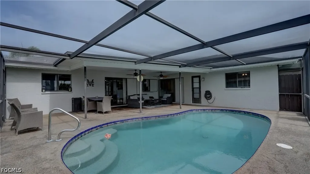 237 SE 20th Court Cape Coral FL 33990