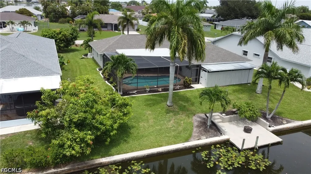 237 SE 20th Court Cape Coral FL 33990