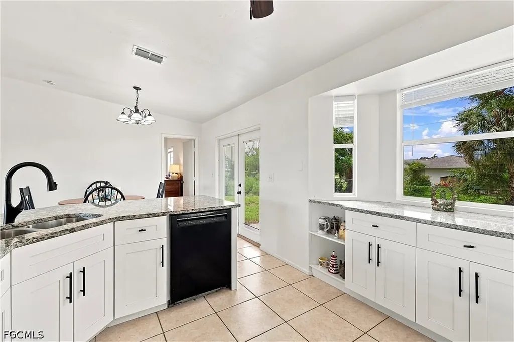302 NW 5th Terrace Cape Coral FL 33993