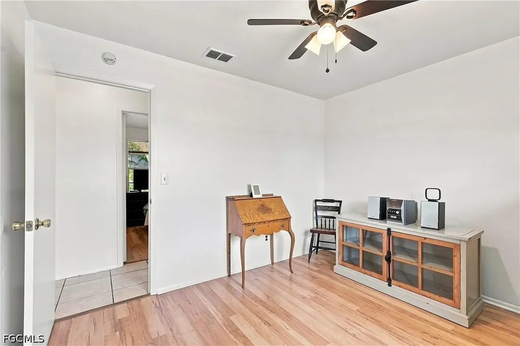 302 NW 5th Terrace Cape Coral FL 33993