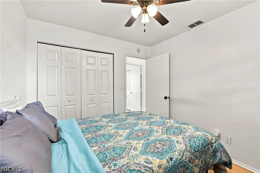 302 NW 5th Terrace Cape Coral FL 33993