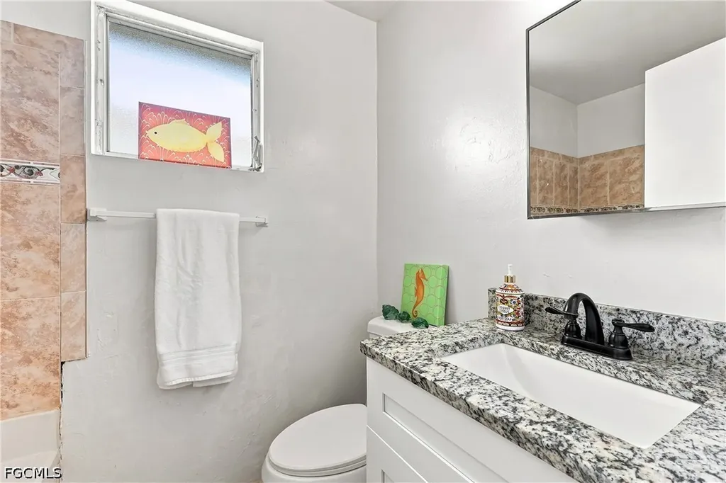 302 NW 5th Terrace Cape Coral FL 33993