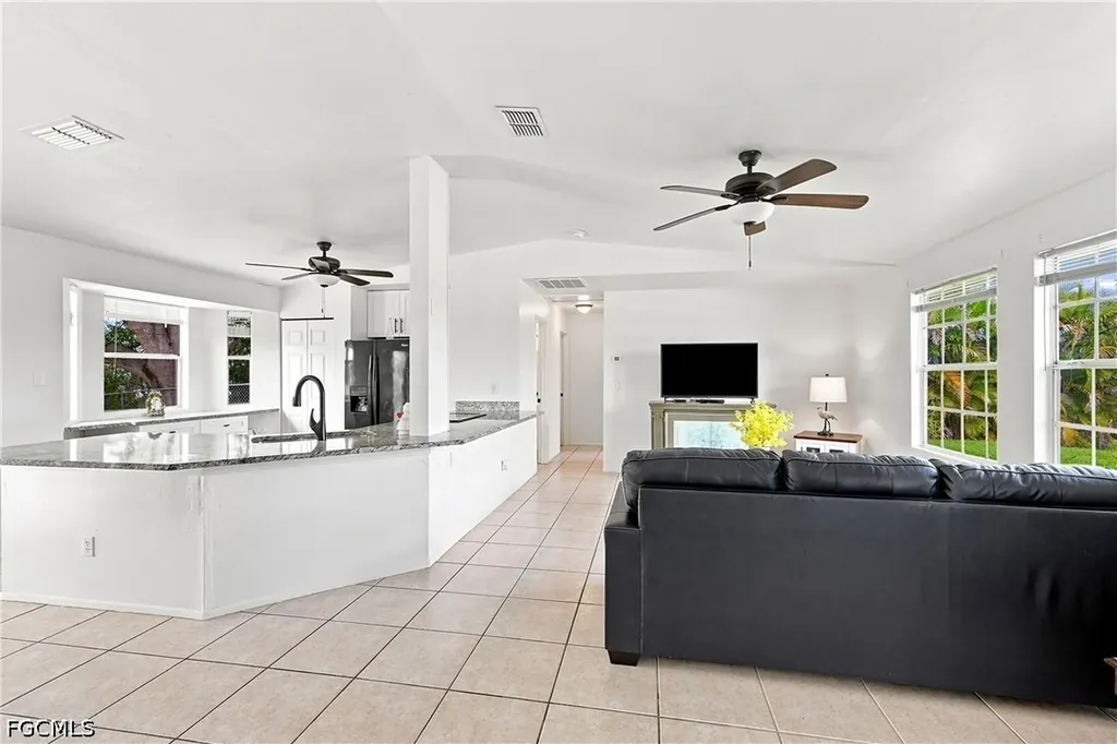302 NW 5th Terrace Cape Coral FL 33993