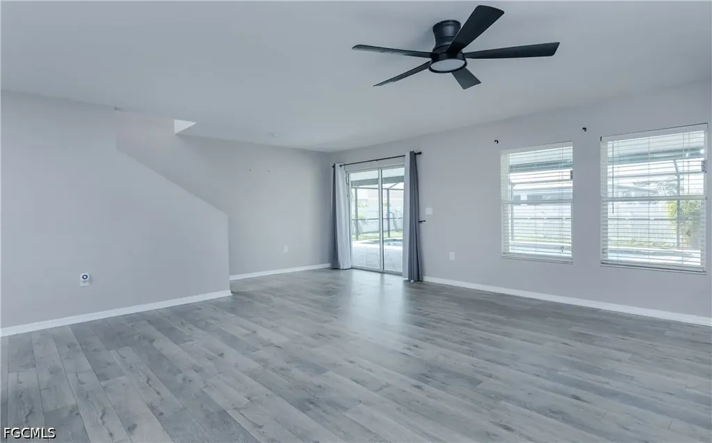 1916 SW 12th Terrace Cape Coral FL 33991