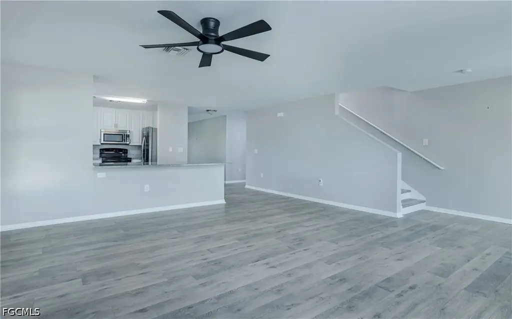 1916 SW 12th Terrace Cape Coral FL 33991