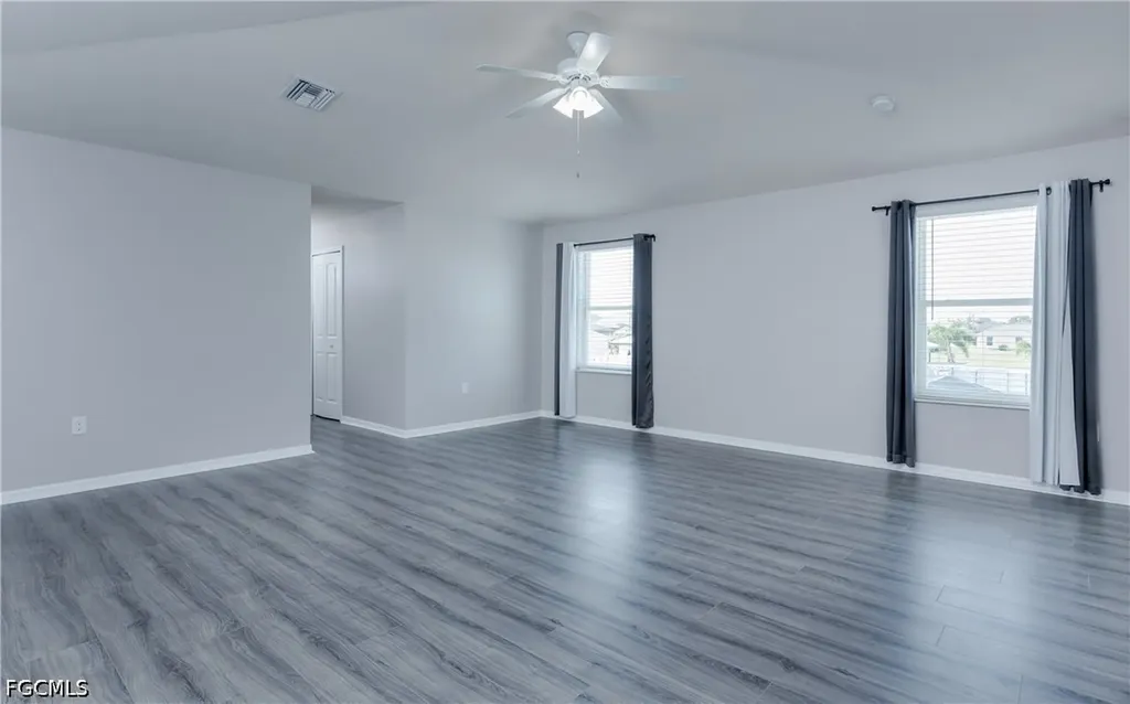 1916 SW 12th Terrace Cape Coral FL 33991