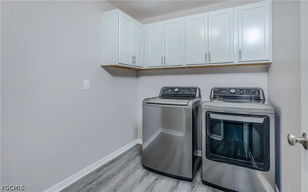 1916 SW 12th Terrace Cape Coral FL 33991