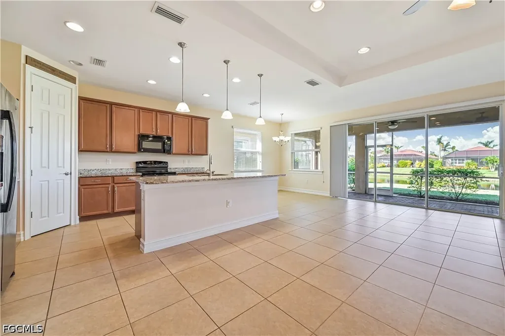 3899 Eldon Street Fort Myers FL 33916