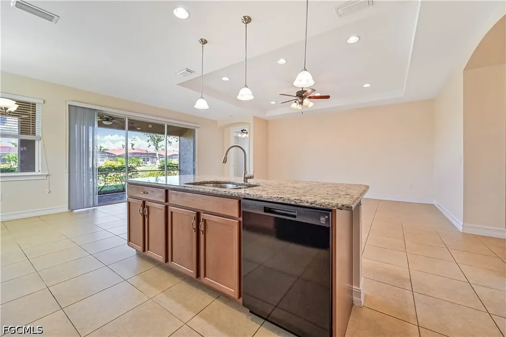 3899 Eldon Street Fort Myers FL 33916