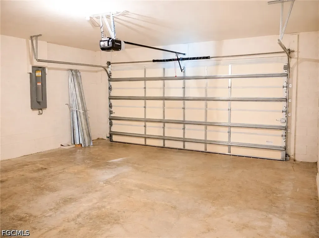 337 SW 30th Avenue Cape Coral FL 33991