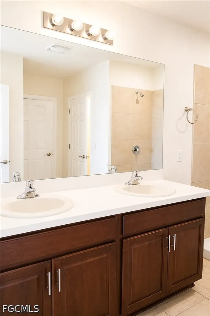 337 SW 30th Avenue Cape Coral FL 33991