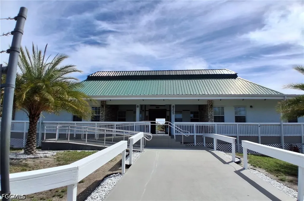 345 N Nogal Street Clewiston FL 33440
