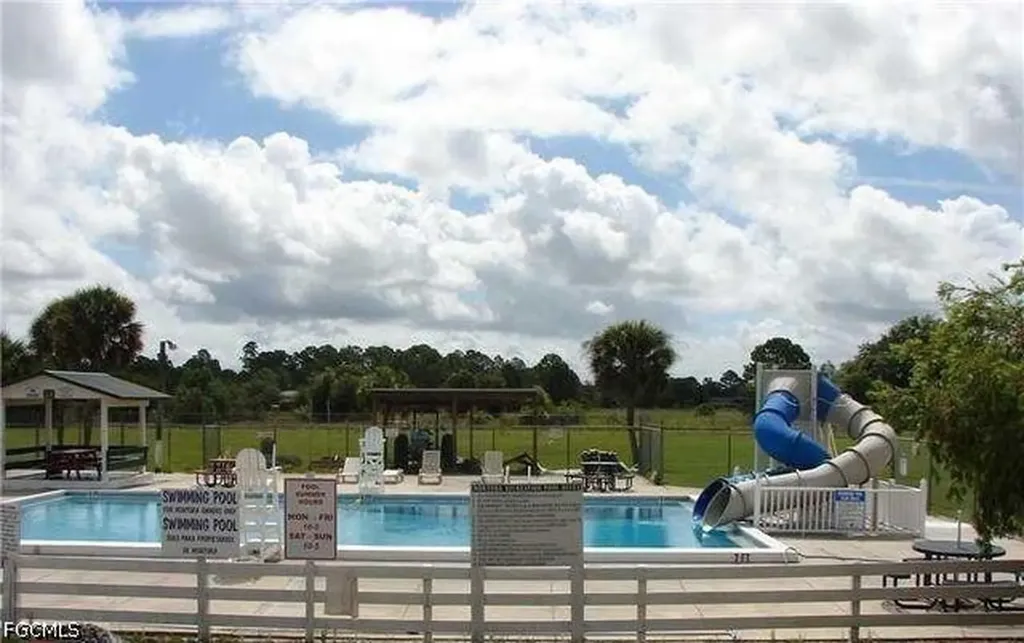 345 N Nogal Street Clewiston FL 33440