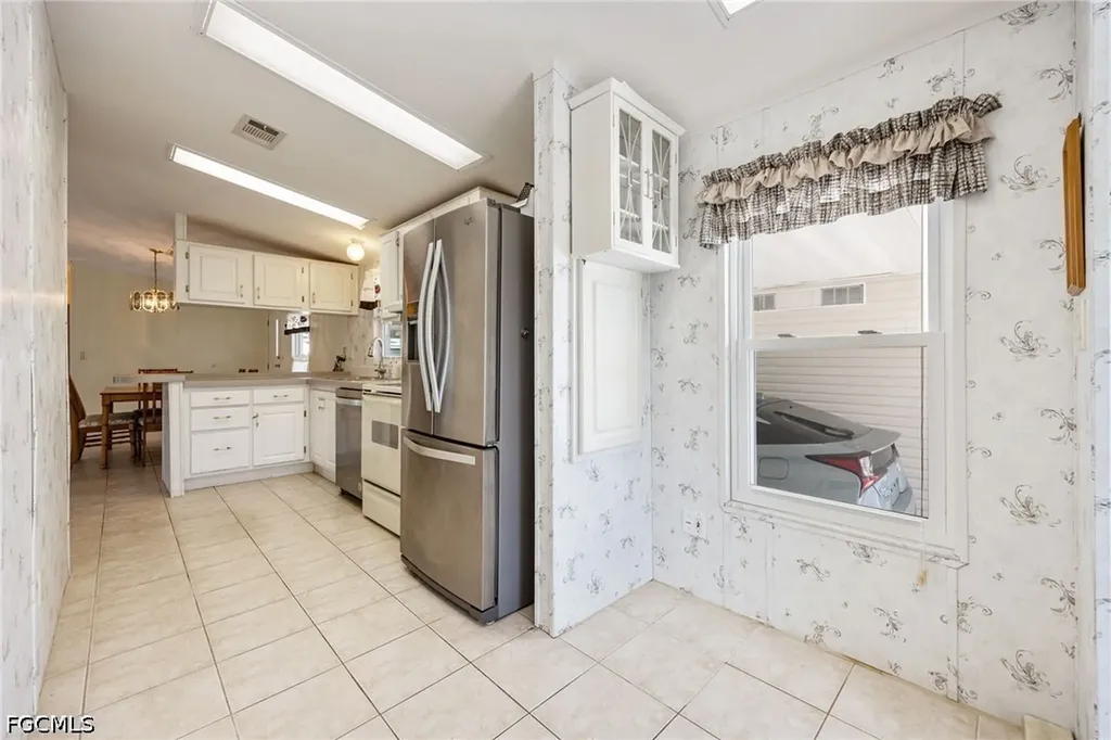 370 Nicklaus Boulevard North Fort Myers FL 33903