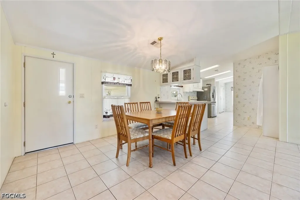 370 Nicklaus Boulevard North Fort Myers FL 33903