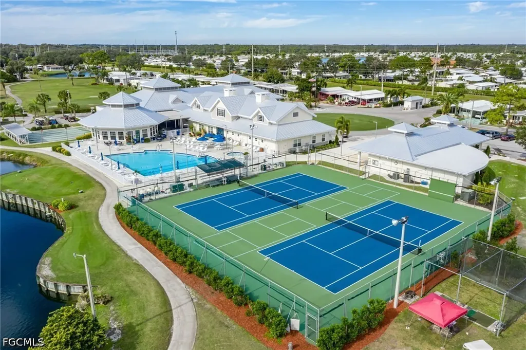 370 Nicklaus Boulevard North Fort Myers FL 33903