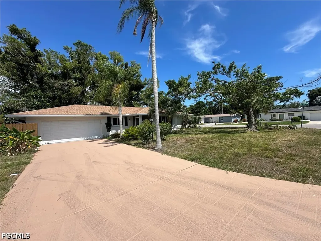4223 SE 4th Place Cape Coral FL 33904