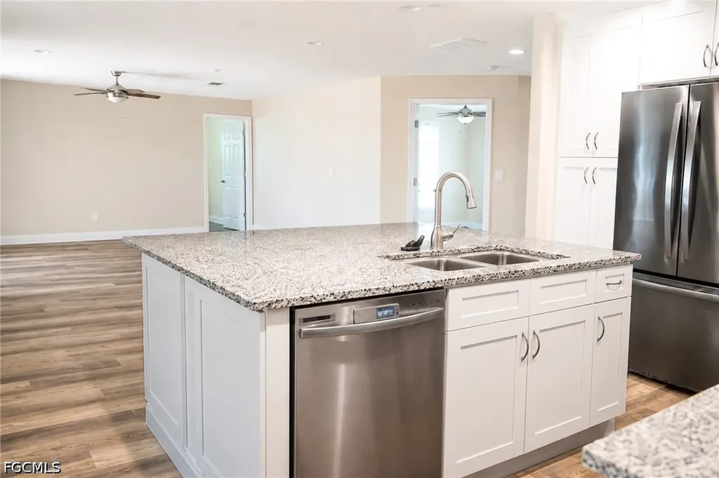 4223 SE 4th Place Cape Coral FL 33904