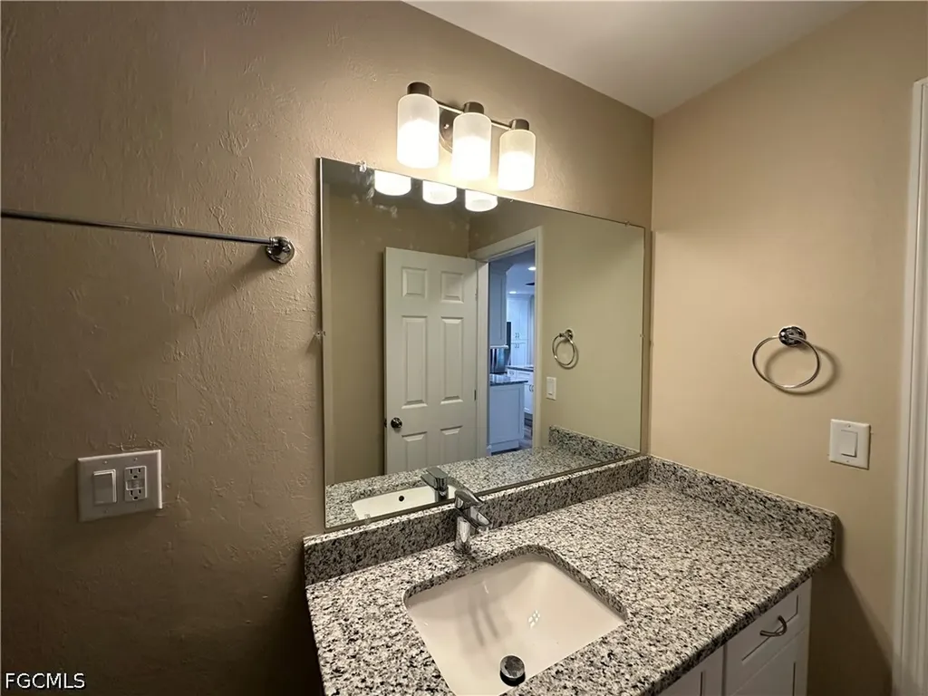 4223 SE 4th Place Cape Coral FL 33904