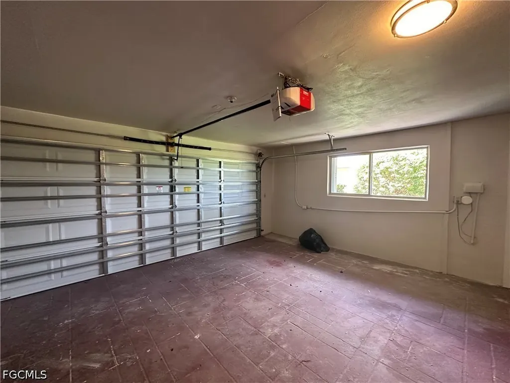 4223 SE 4th Place Cape Coral FL 33904