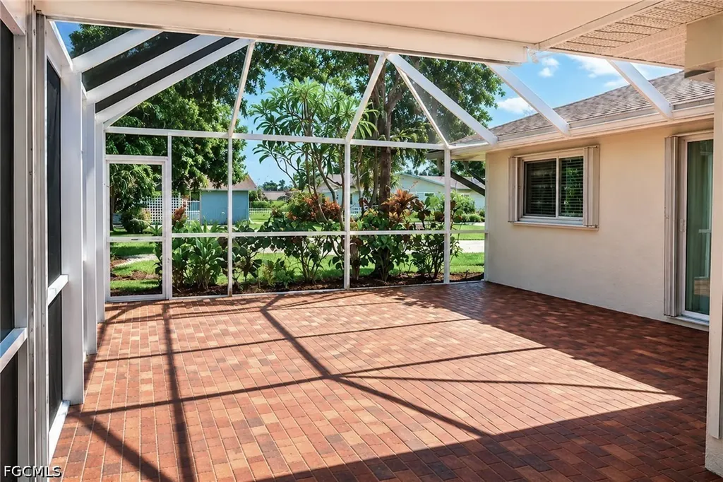 4223 SE 4th Place Cape Coral FL 33904