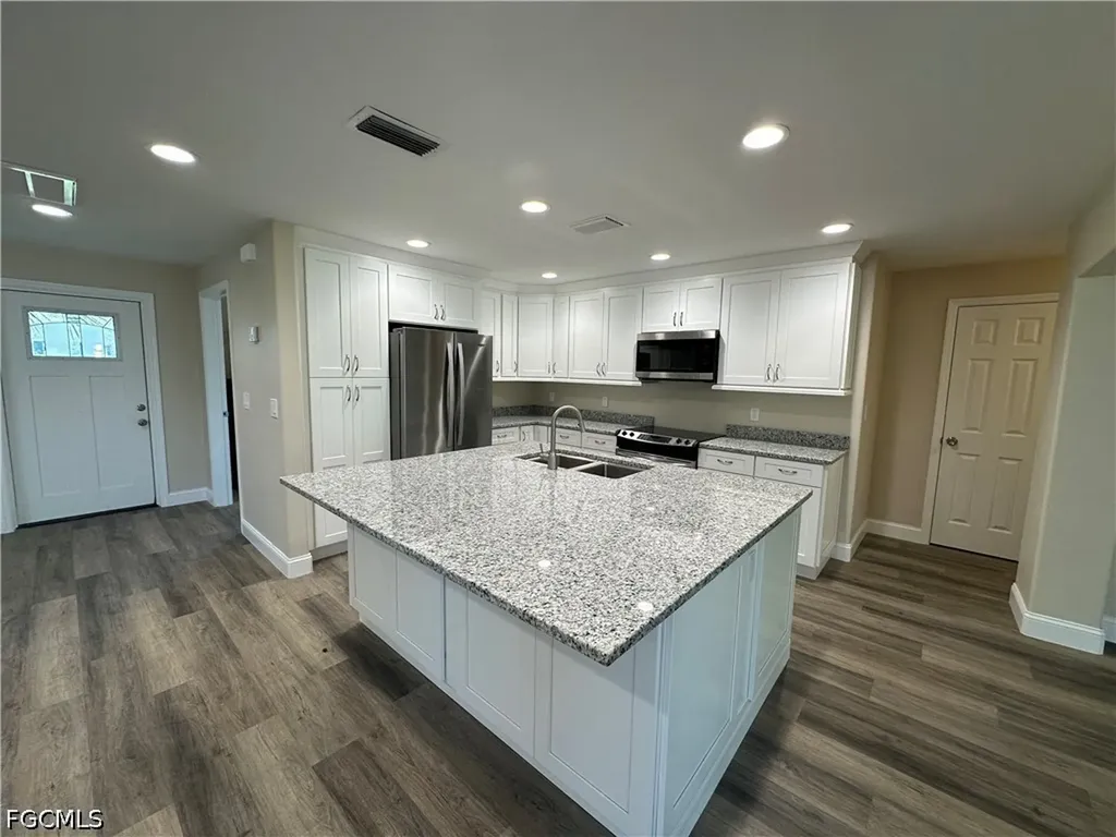 4223 SE 4th Place Cape Coral FL 33904
