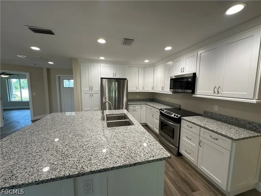4223 SE 4th Place Cape Coral FL 33904