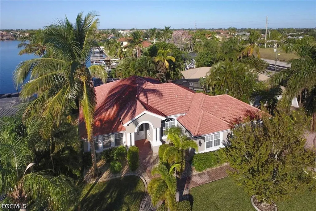 4808 SW 5th Place Cape Coral FL 33914