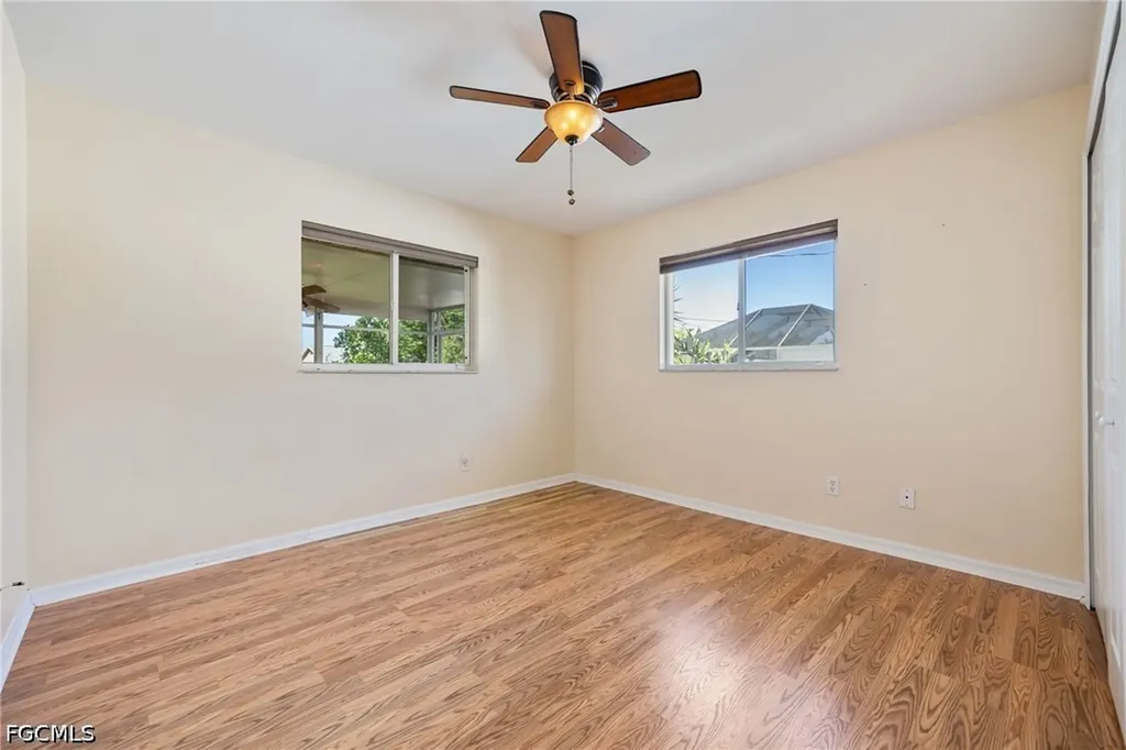 1132 SE 32nd Terrace Cape Coral FL 33904