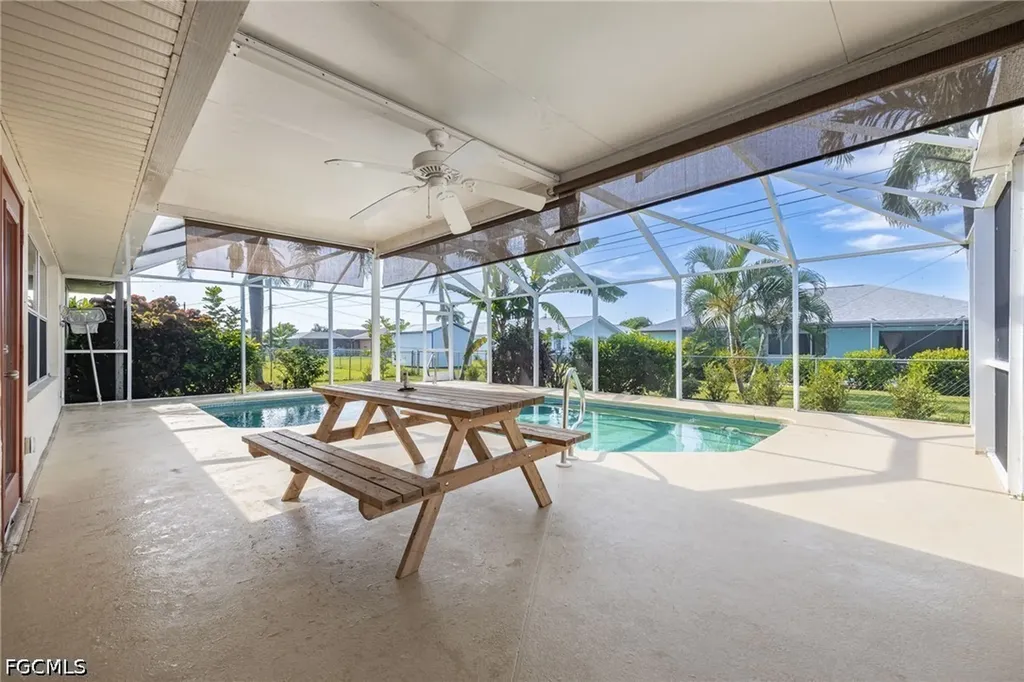 1132 SE 32nd Terrace Cape Coral FL 33904