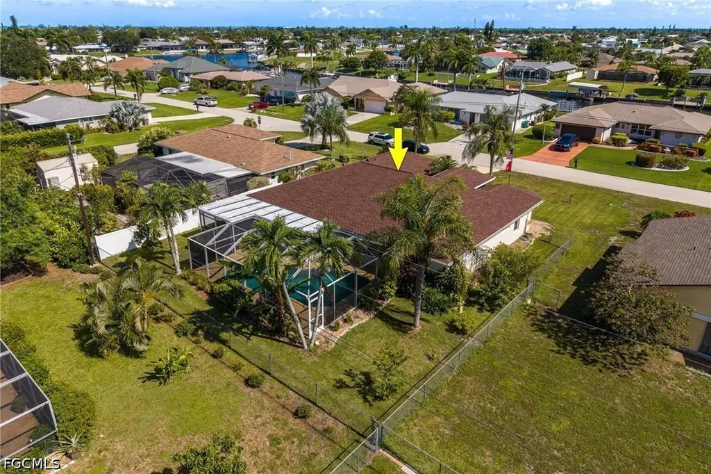 1132 SE 32nd Terrace Cape Coral FL 33904