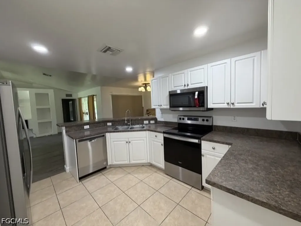 623 Summit Avenue S Lehigh Acres FL 33974