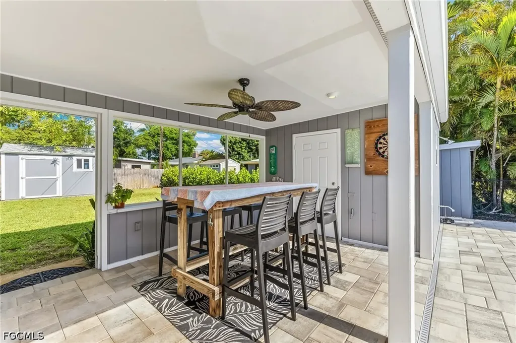 1669 Grove Avenue Fort Myers FL 33901