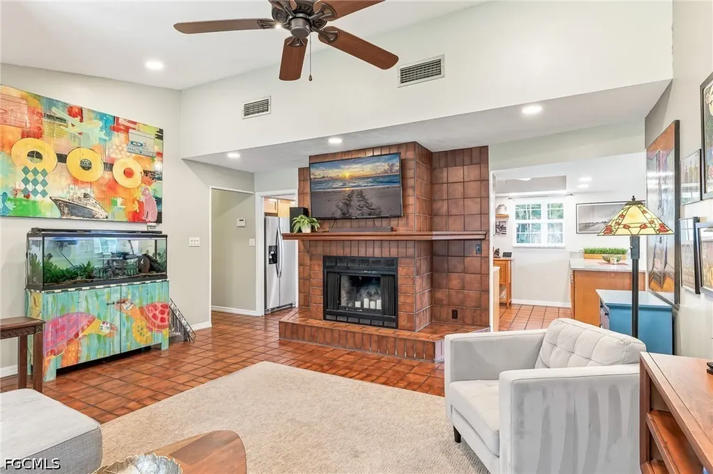 1669 Grove Avenue Fort Myers FL 33901
