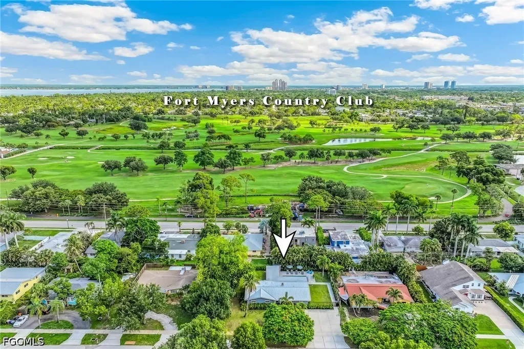 1669 Grove Avenue Fort Myers FL 33901