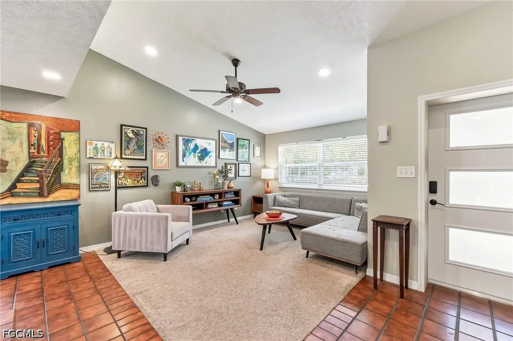 1669 Grove Avenue Fort Myers FL 33901
