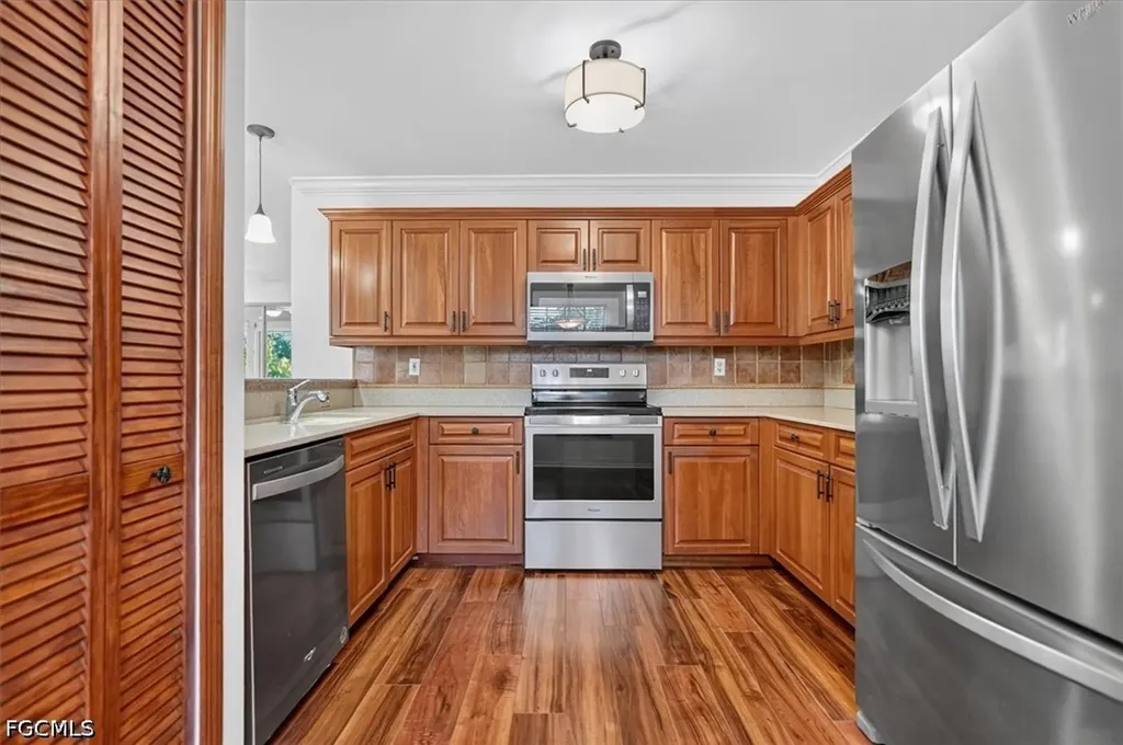 8371 Grand Palm Drive Estero FL 33967