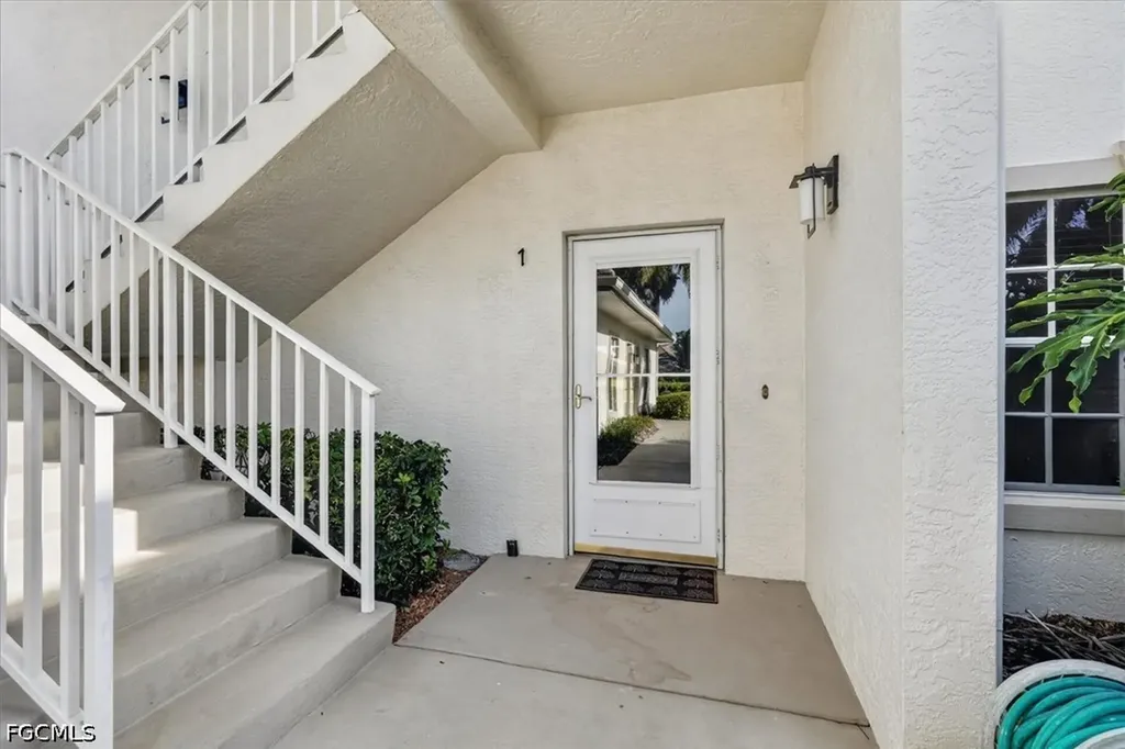 8371 Grand Palm Drive Estero FL 33967