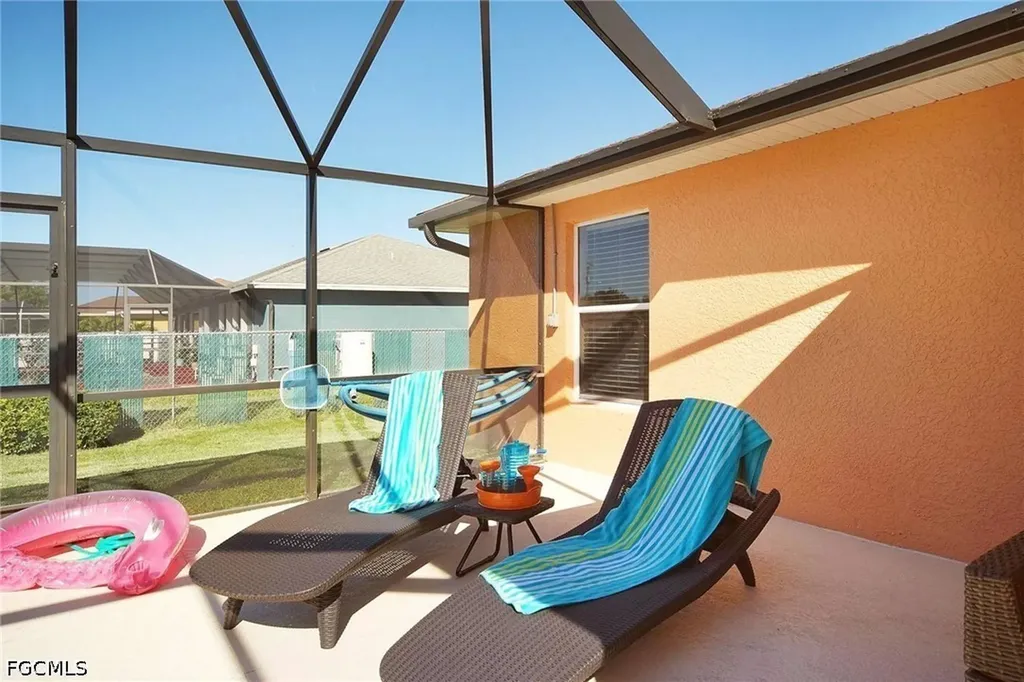 1916 NW 13th Place Cape Coral FL 33993