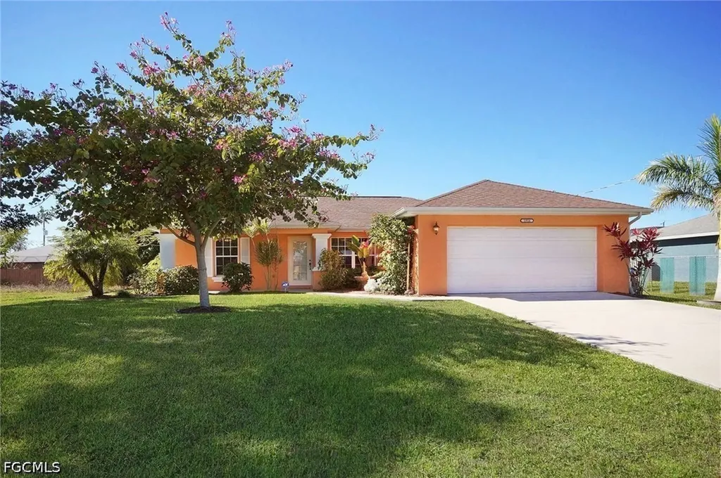 1916 NW 13th Place Cape Coral FL 33993