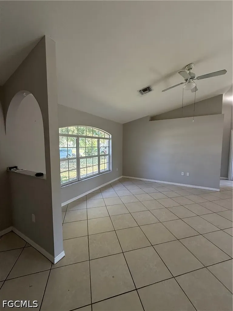 3307 SW 1st Avenue Cape Coral FL 33914