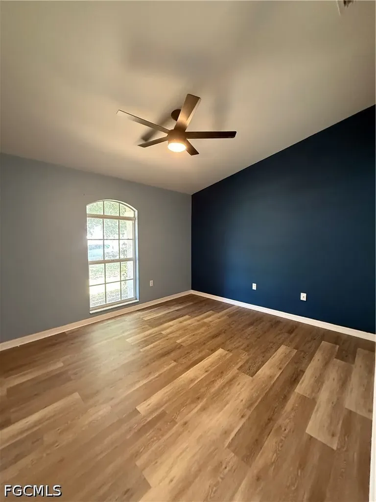 3307 SW 1st Avenue Cape Coral FL 33914