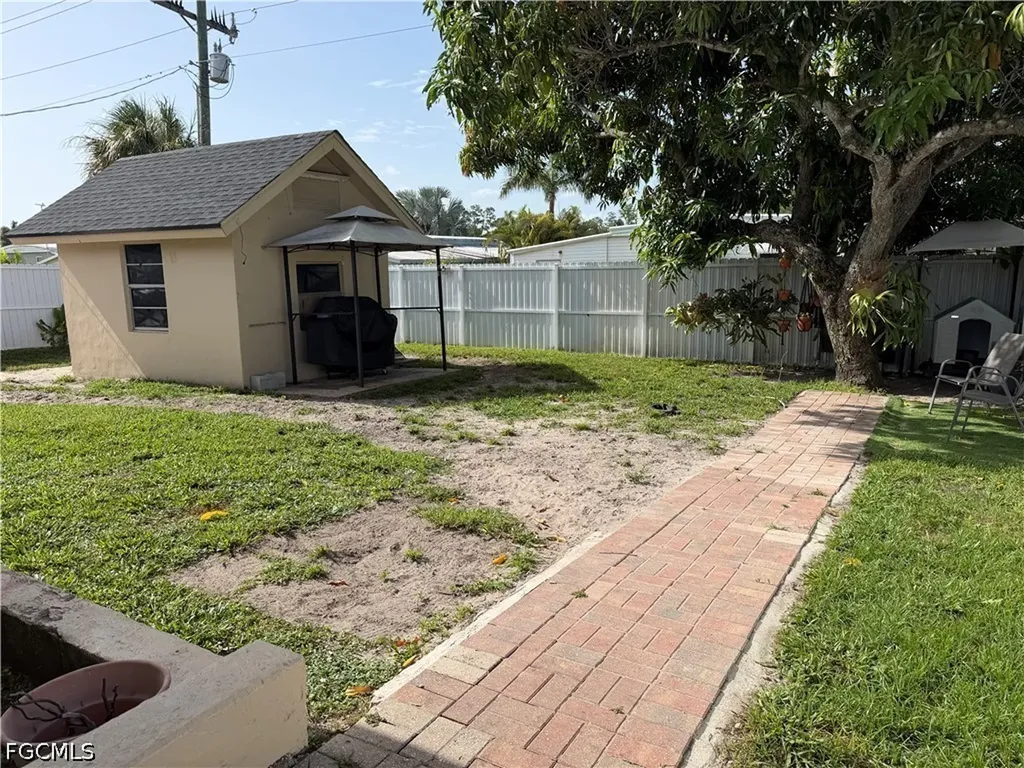 3502 Seminole Avenue Naples FL 34112
