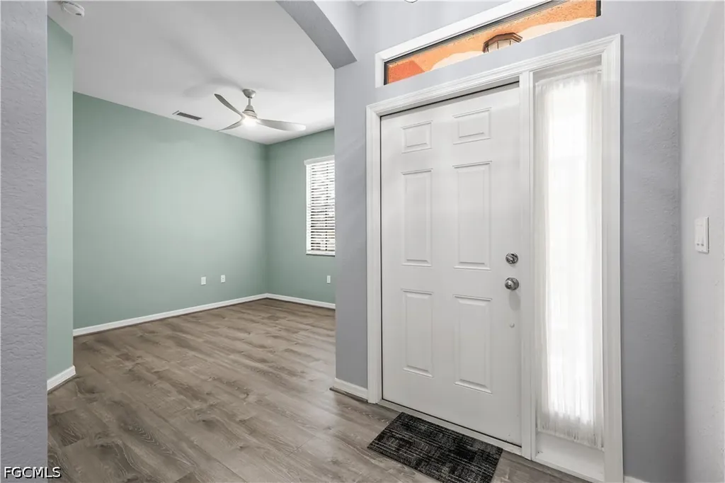 3717 Pino Vista Way Estero FL 33928