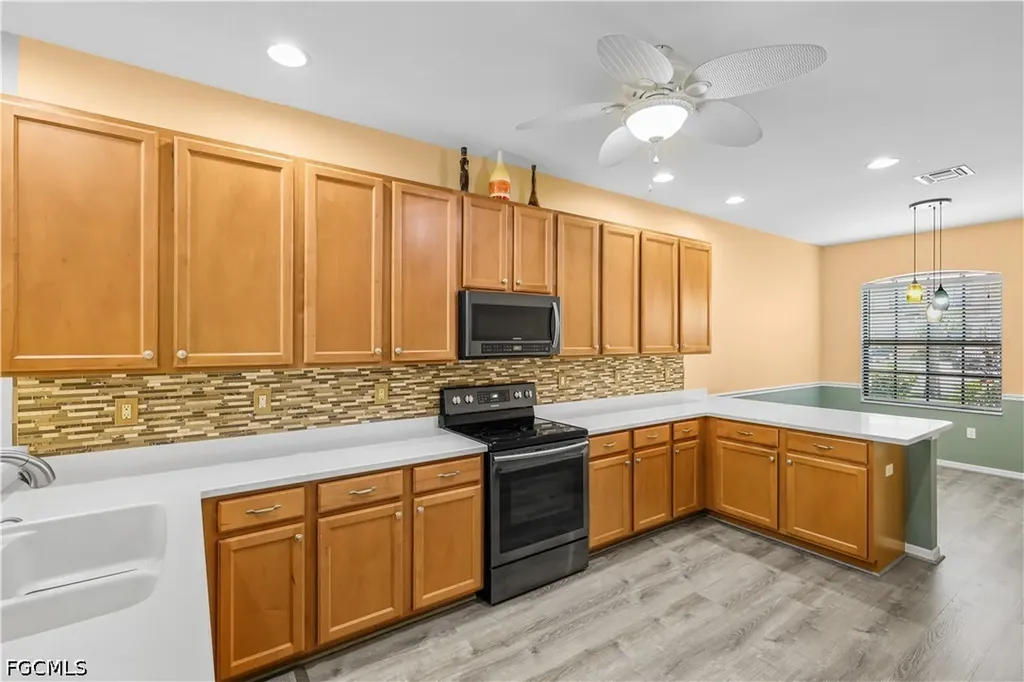 3717 Pino Vista Way Estero FL 33928